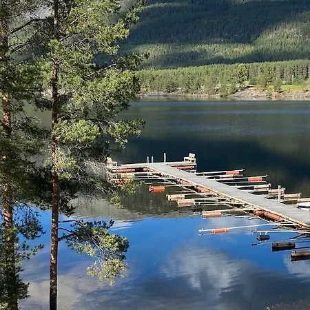 Laftet I Strandkanten Med Bade Og Fiske Muligheter Alpesi faház *