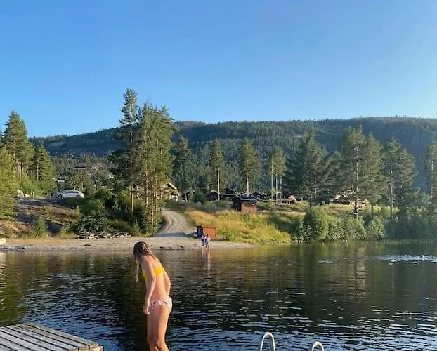 Laftet I Strandkanten Med Bade Og Fiske Muligheter Chalet *