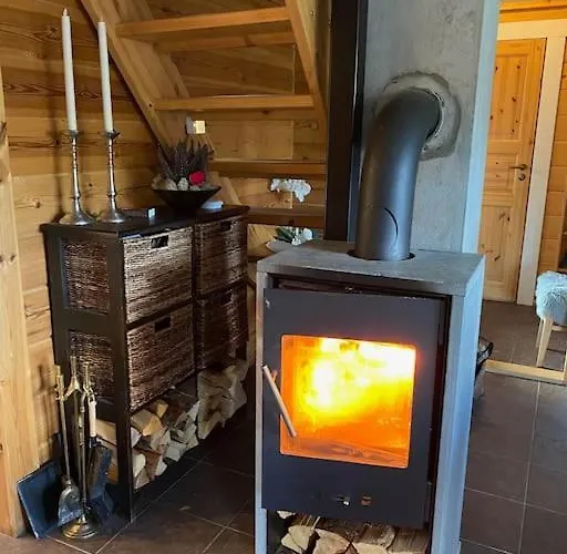 Laftet I Strandkanten Med Bade Og Fiske Muligheter Chalet *