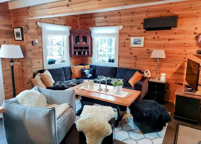Chalet Laftet I Strandkanten Med Bade Og Fiske Muligheter