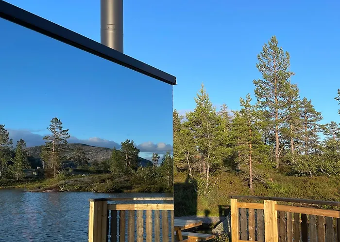 Laftet I Strandkanten Med Bade Og Fiske Muligheter * Vradal