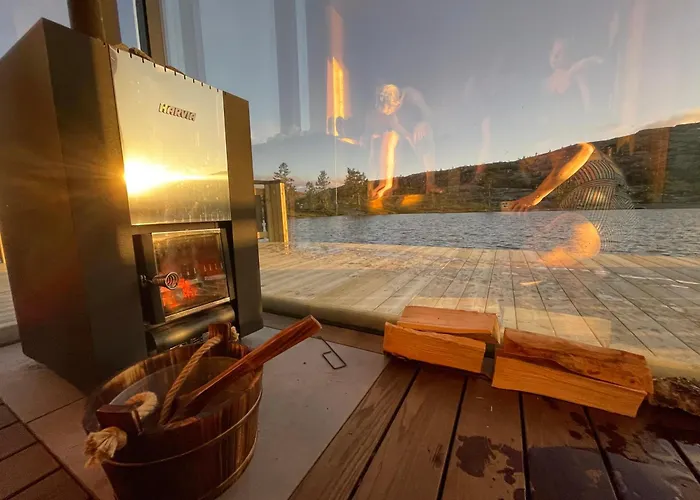 Laftet I Strandkanten Med Bade Og Fiske Muligheter Chalet Vradal