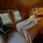 木屋 Laftet I Strandkanten Med Bade Og Fiske Muligheter 弗罗达尔
