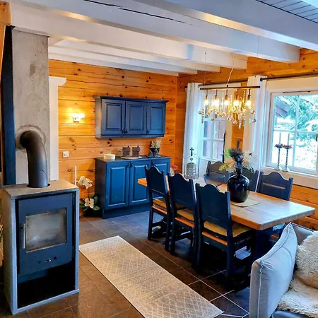 Chalet Laftet I Strandkanten Med Bade Og Fiske Muligheter Vradal